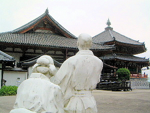 お里沢市の像　壷阪寺